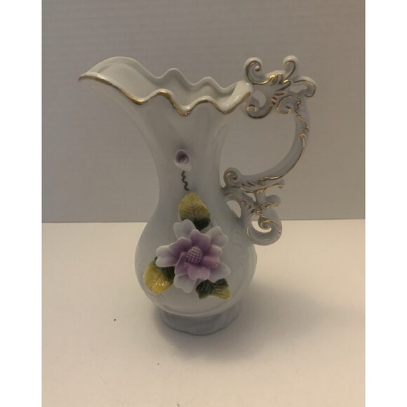 Vtg Lego Ceramic Pitcher With Gold Accents Made In Taiwan with raised flowers - Picture 1 of 6